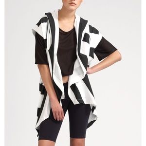AIKO BLACK & WHITE STRIPE HOODED CAP SLEEVE CARDIGAN SIZE L